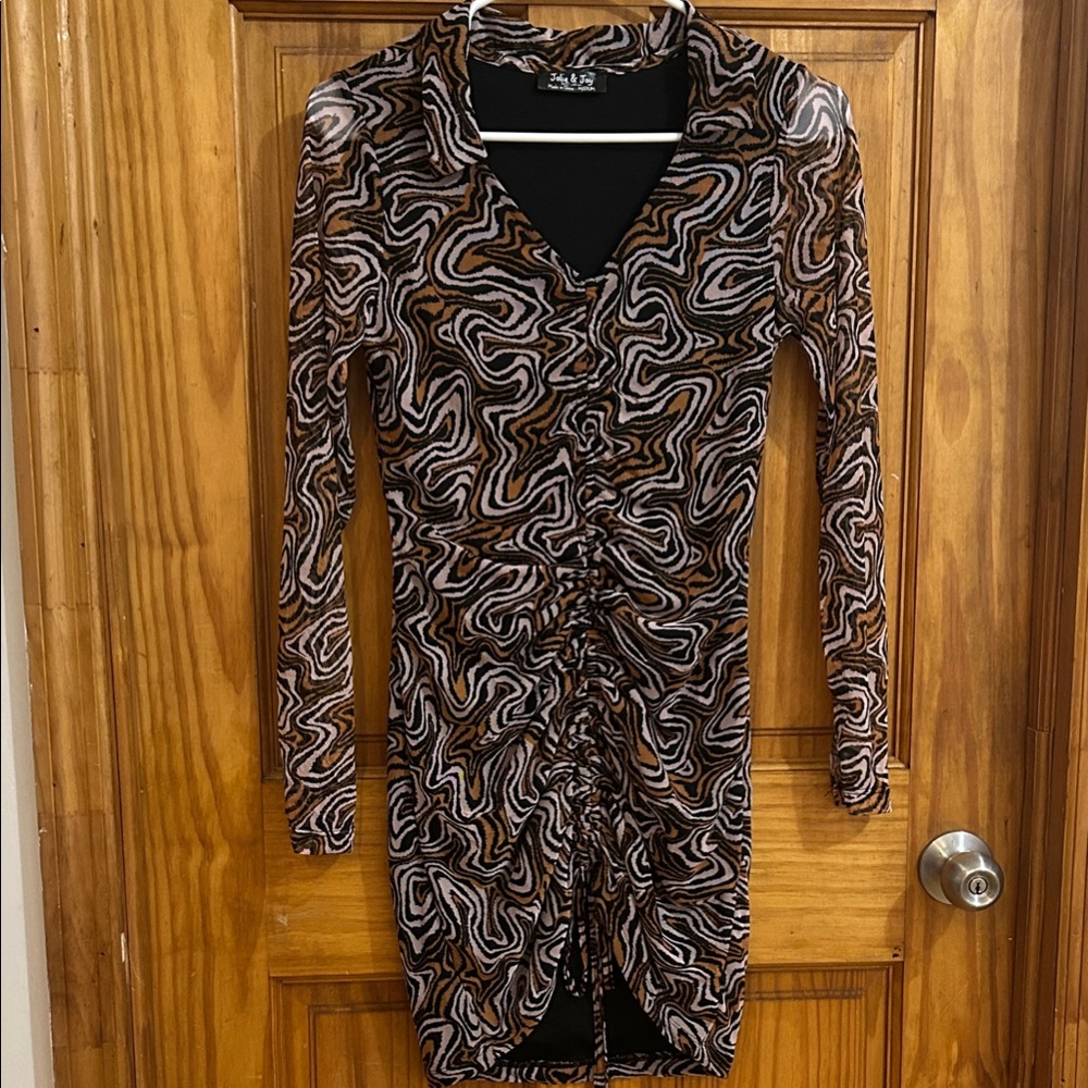 Stylish Swirl Patterned Dress